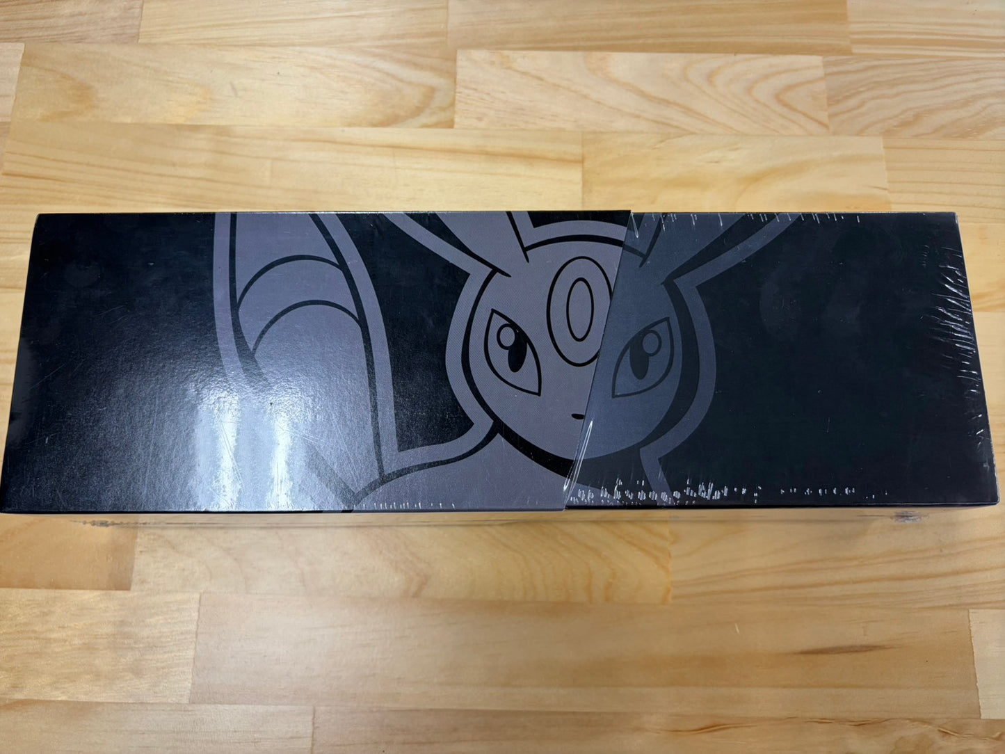 Umbreon 25th Collection Box (Taiwan/Hong Kong Exclusive) [Sealed Box]
